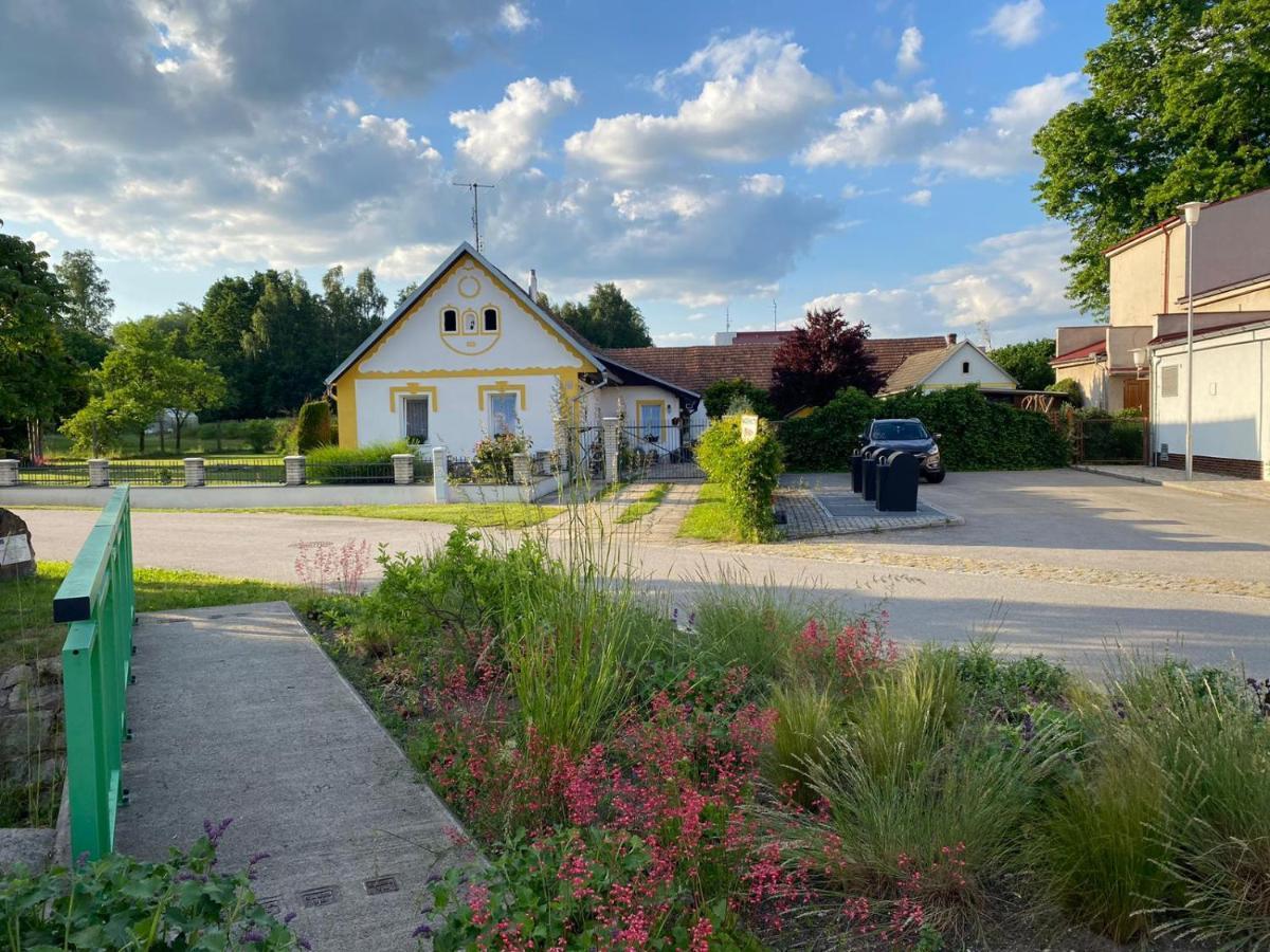 Apartman Beniskovec, Suchdol Nad Luznici Bagian luar foto